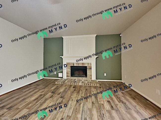 Building Photo - 4 br, 2.5 bath House - 134 Hidden Lake Dr