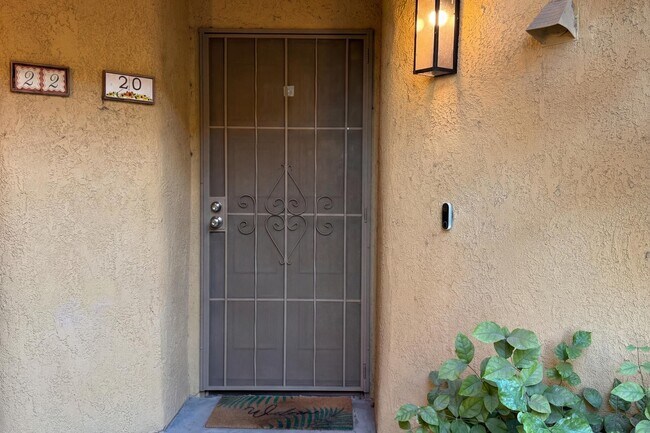 Building Photo - 48255 Monroe St