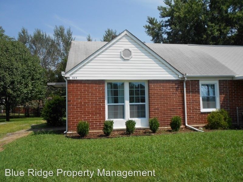 2 br, 1 bath House 323 Cherokee Village House for Rent in Kingsport, TN