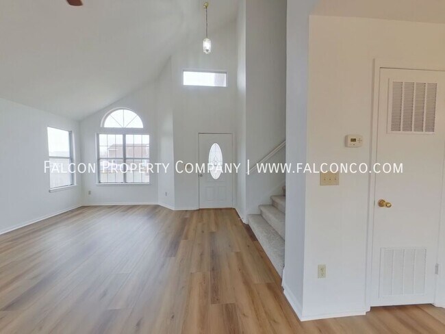 Foto del edificio - 4059 Breaking Dawn St