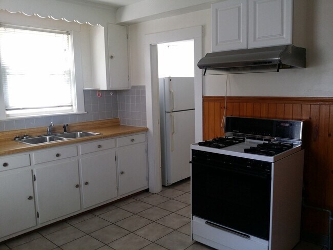 Foto del edificio - 176 Safford St