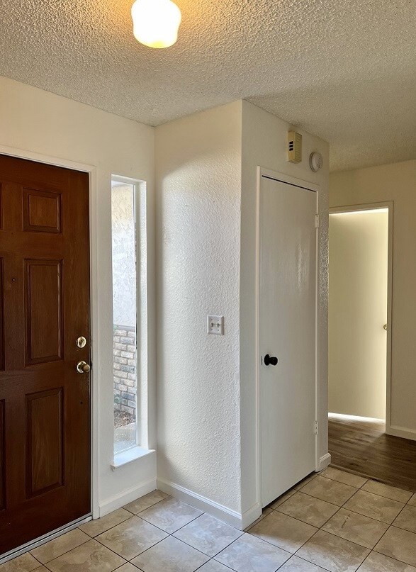 Building Photo - 8358 Lancraft Dr