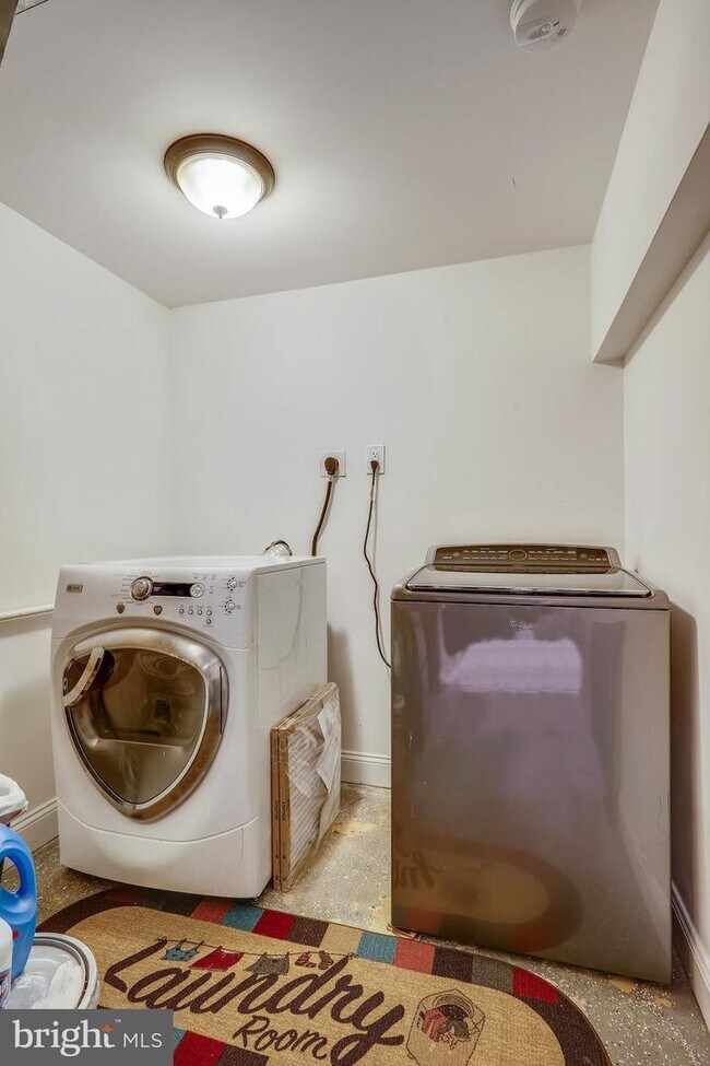 Foto del edificio - 6412 Kilmer St