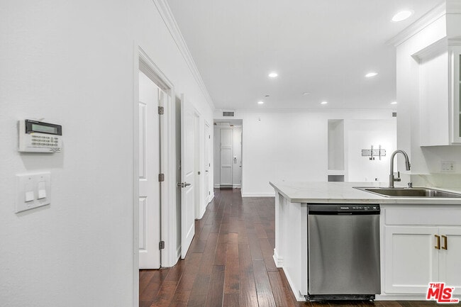 Foto del edificio - 11504 Moorpark St