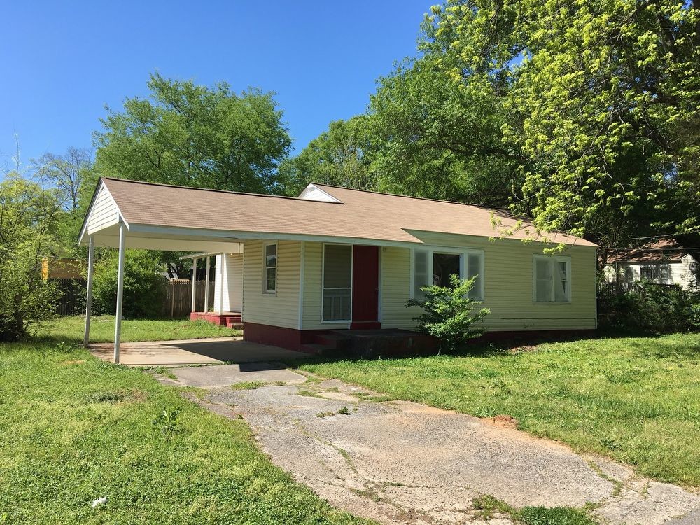 Primary Photo - Cute cottage in Cedartown