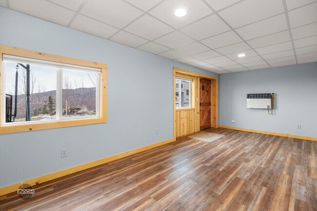 Foto del edificio - 8153 Stewart Mountain Dr