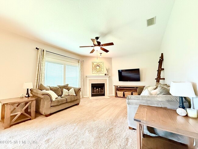 Building Photo - 1734 Forest Creek Dr