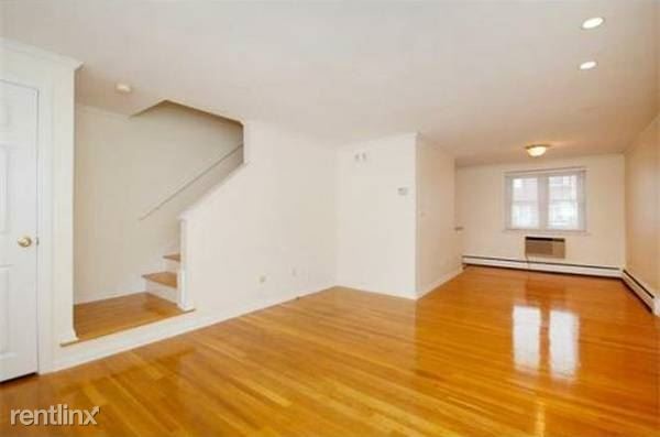 Foto del edificio - 101 Emerson Gardens Rd