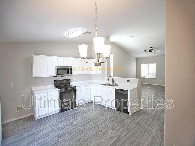 Foto del edificio - 20748 N 93rd Ln