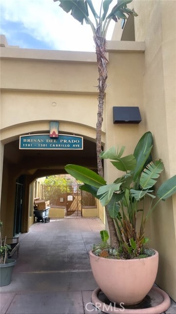 Building Photo - 1281 Cabrillo Ave