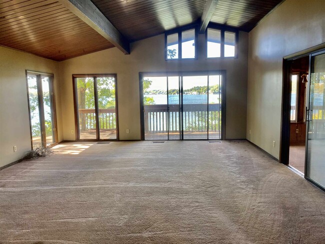 Building Photo - 480 Ln 150A Lake James