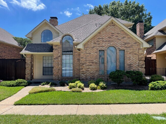Building Photo - 3016 Jomar Dr