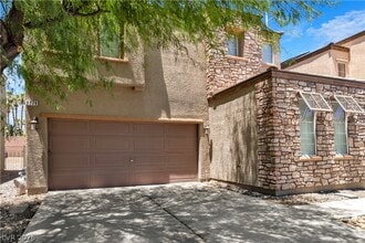 Building Photo - 2279 Autumn Fire Ct