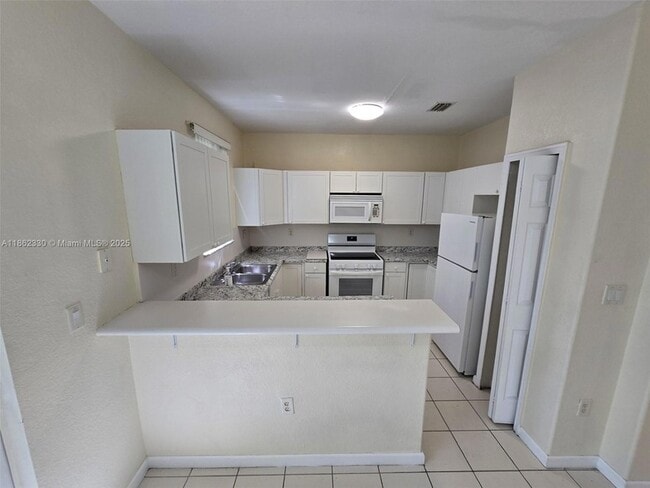 Foto del edificio - 2610 SE 14th Ave