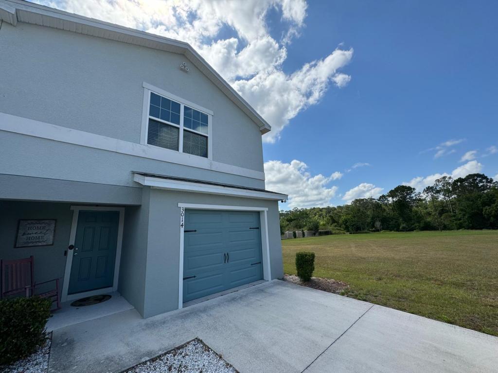 Primary Photo - 3014 Fieldwood Cir