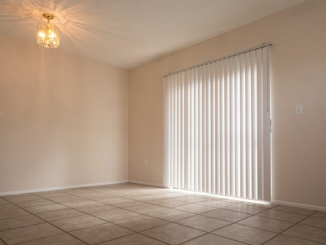 Foto del edificio - Bayou Oaks-Summer Lakes