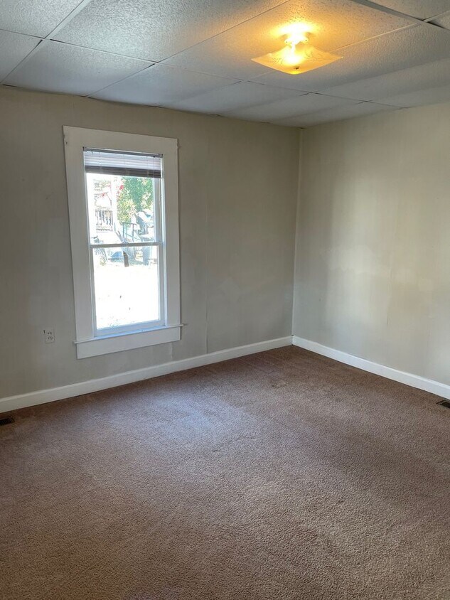 Foto principal - 1239 N. Jackson Avenue