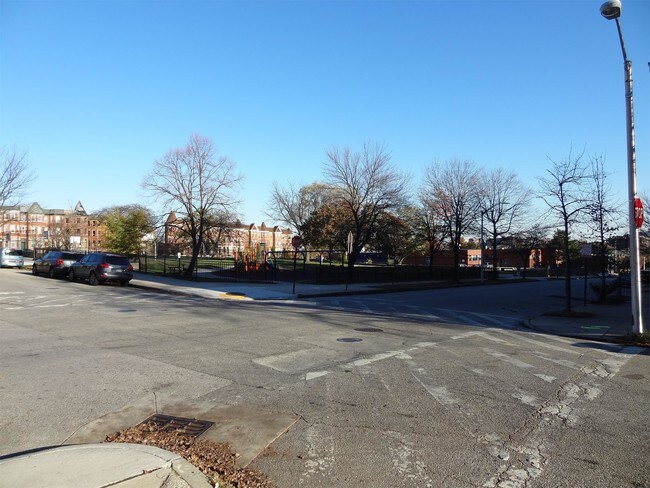 Foto del edificio - 2200 Linden Ave