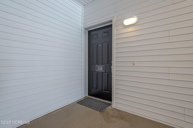 Building Photo - 538 Tavern Rd