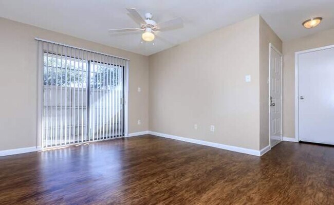 Foto del edificio - 2 bedroom in Houston TX 77071
