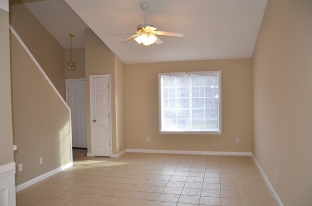 Building Photo - 3332 Argonaut Dr