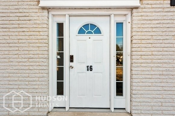 Building Photo - AVAILABLE NOW! -  16 COLONIAL DRIVE, Jones...