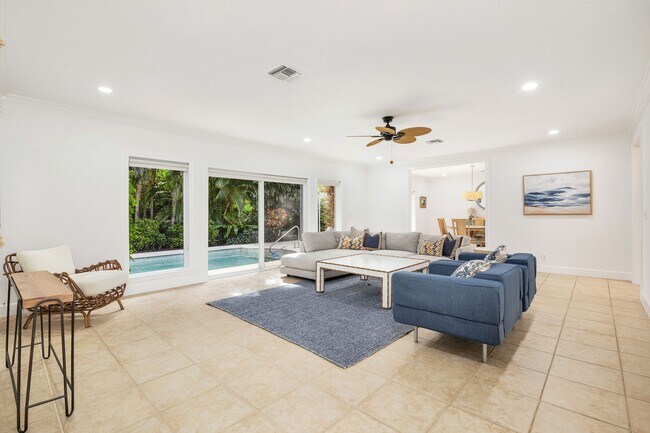 Foto del edificio - 230 Osceola Way