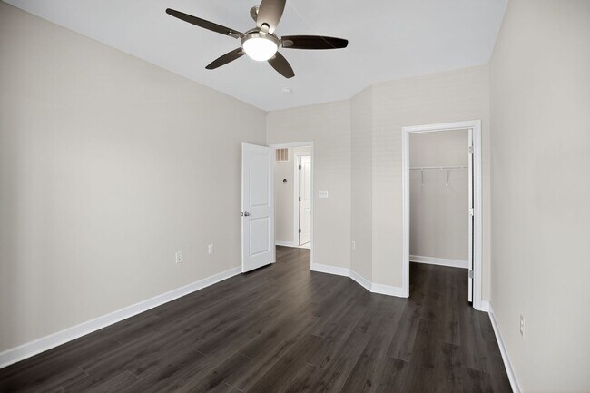 Building Photo - 42331 Benfold Square