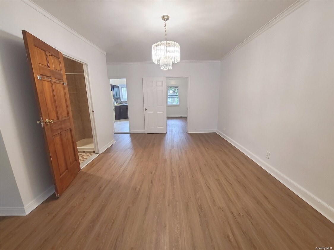 2410 97th St Unit 1, Queens, NY 11369 Room for Rent in Queens, NY