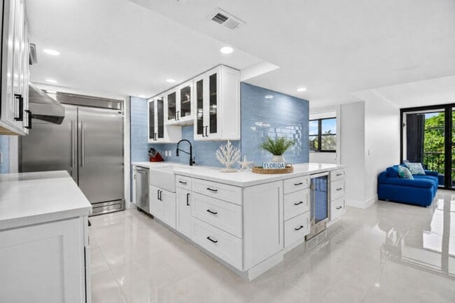 Photo - 5600 N FLAGLER Drive 207, West Palm Beach, FL 33407 - 2656 House