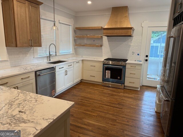 Foto del edificio - 797 St Charles Ave NE