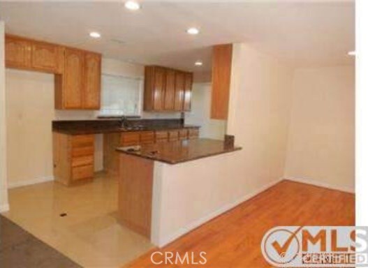 Foto del edificio - 5538 Irondale Ave