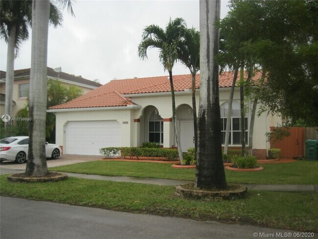 Building Photo - 11503 SW 152nd Pl