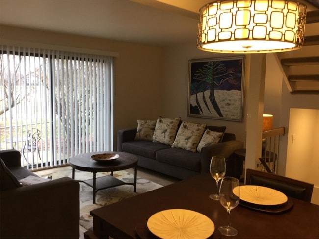 Foto del edificio - 2154 Hyde Park Rd