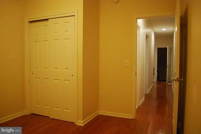Foto del edificio - 827 Reed St