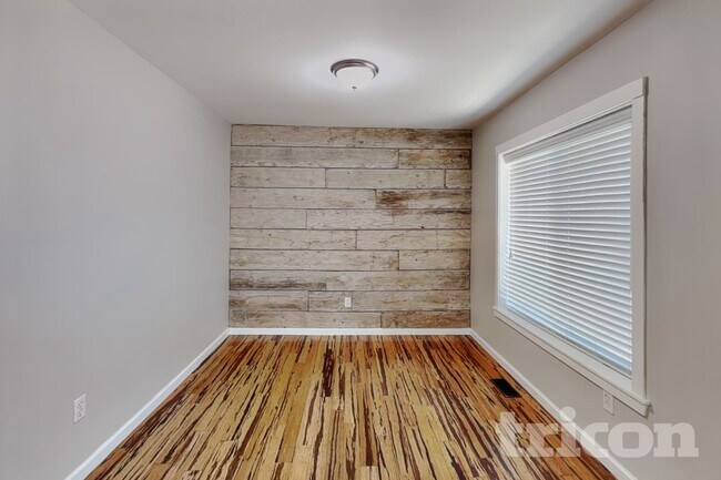 Foto del edificio - 120 10th St SW