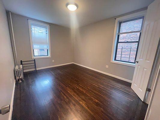 Foto del edificio - 1 bedroom in BRONX NY 10452