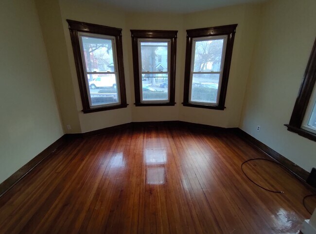 Foto del edificio - 406 Shelton Ave