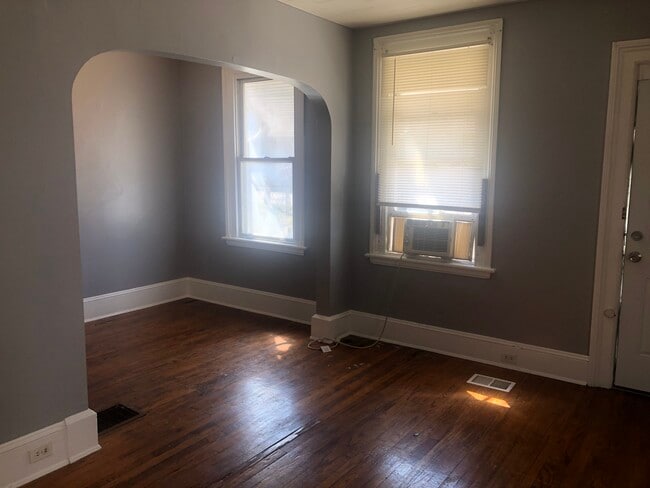 Foto del edificio - 1623 E 47th St