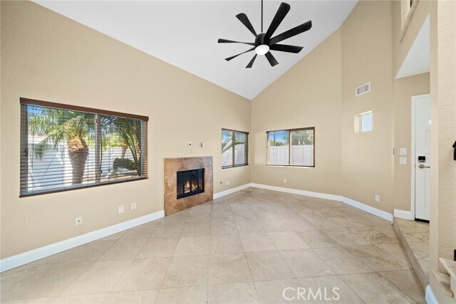 Primary Photo - 2398 Elden Ave
