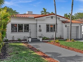 Building Photo - 9324 Byron Ave