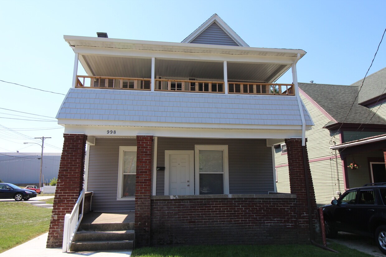 Primary Photo - 998 Butterworth St SW
