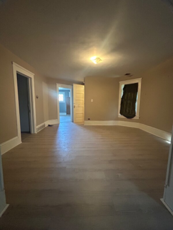 Foto del edificio - 3304 E 55th St