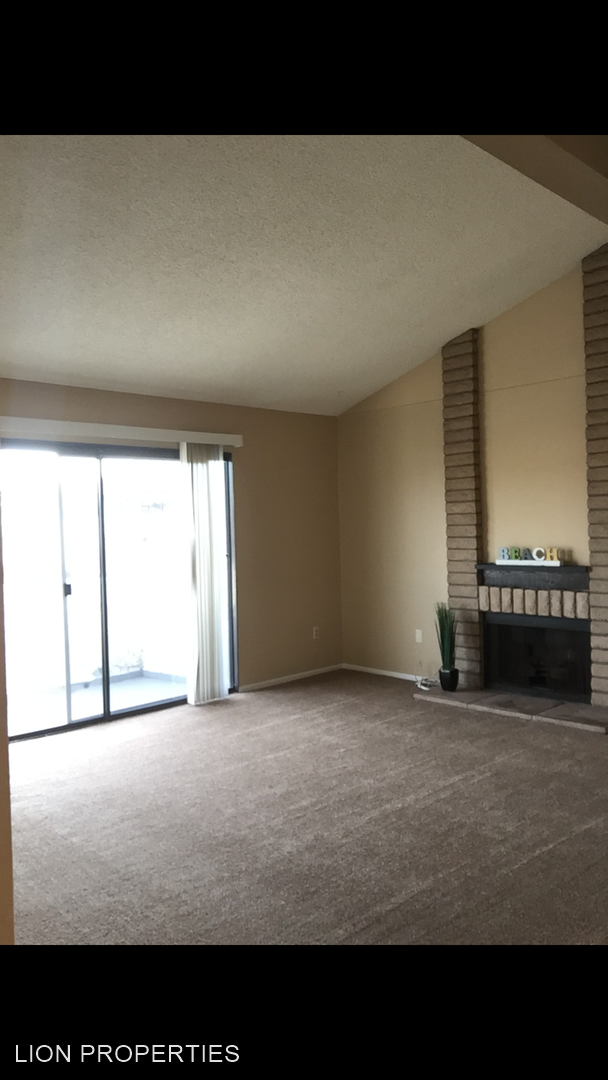 Building Photo - 8071 Constantine Dr