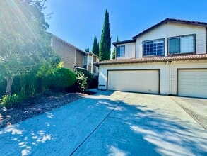 Building Photo - 1573 Timber Creek Dr