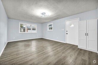 Building Photo - 3958 Lansdale Rd