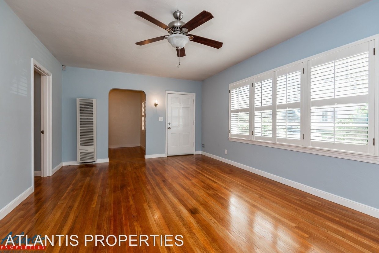 Foto principal - 598-598 Franklin St