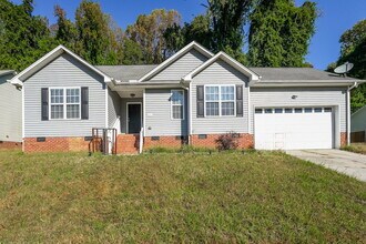 Building Photo - 4011 Mountainridge Dr