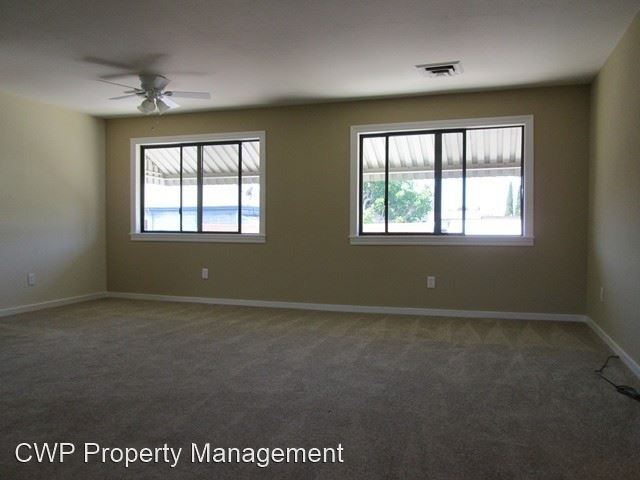 Building Photo - 560 Juana Ave
