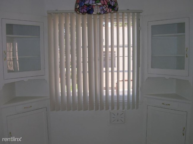 Foto del edificio - 4173 1/2 Garthwaite Ave